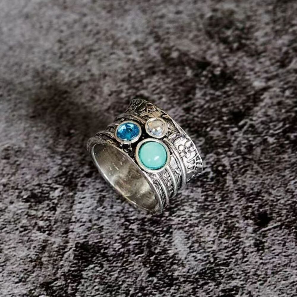 Vintage Pattern Multilayer Inlaid Faux Gemstone Finger Ring - Picture 2 of 5